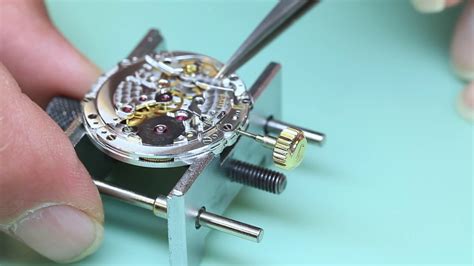 rolex submariner watchmaking video